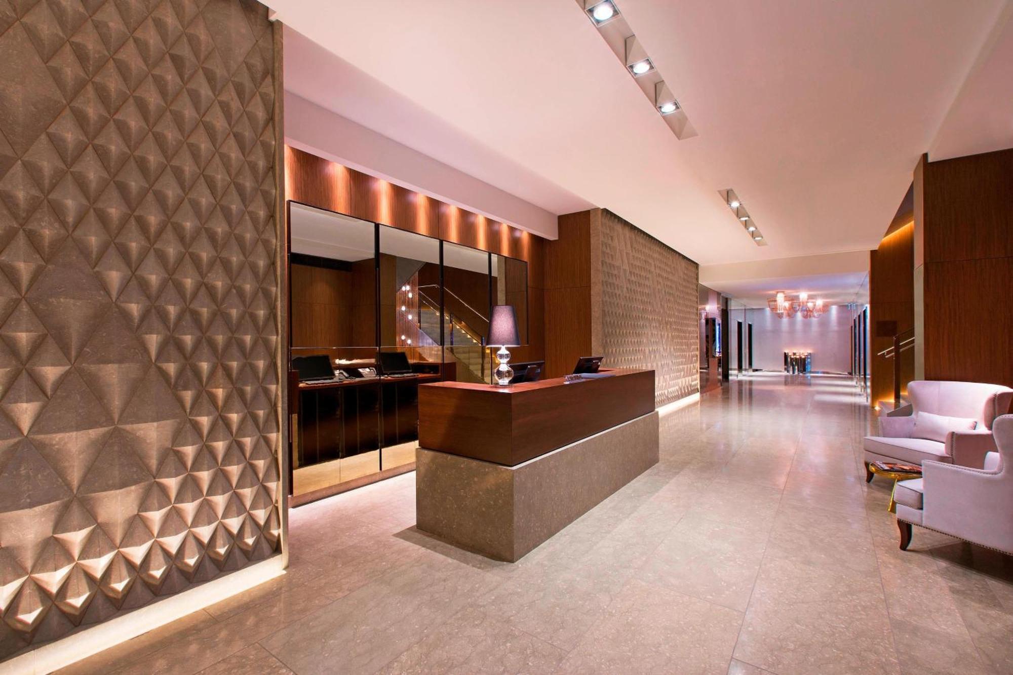 Sheraton Melbourne Hotel Экстерьер фото The lobby of the hotel
