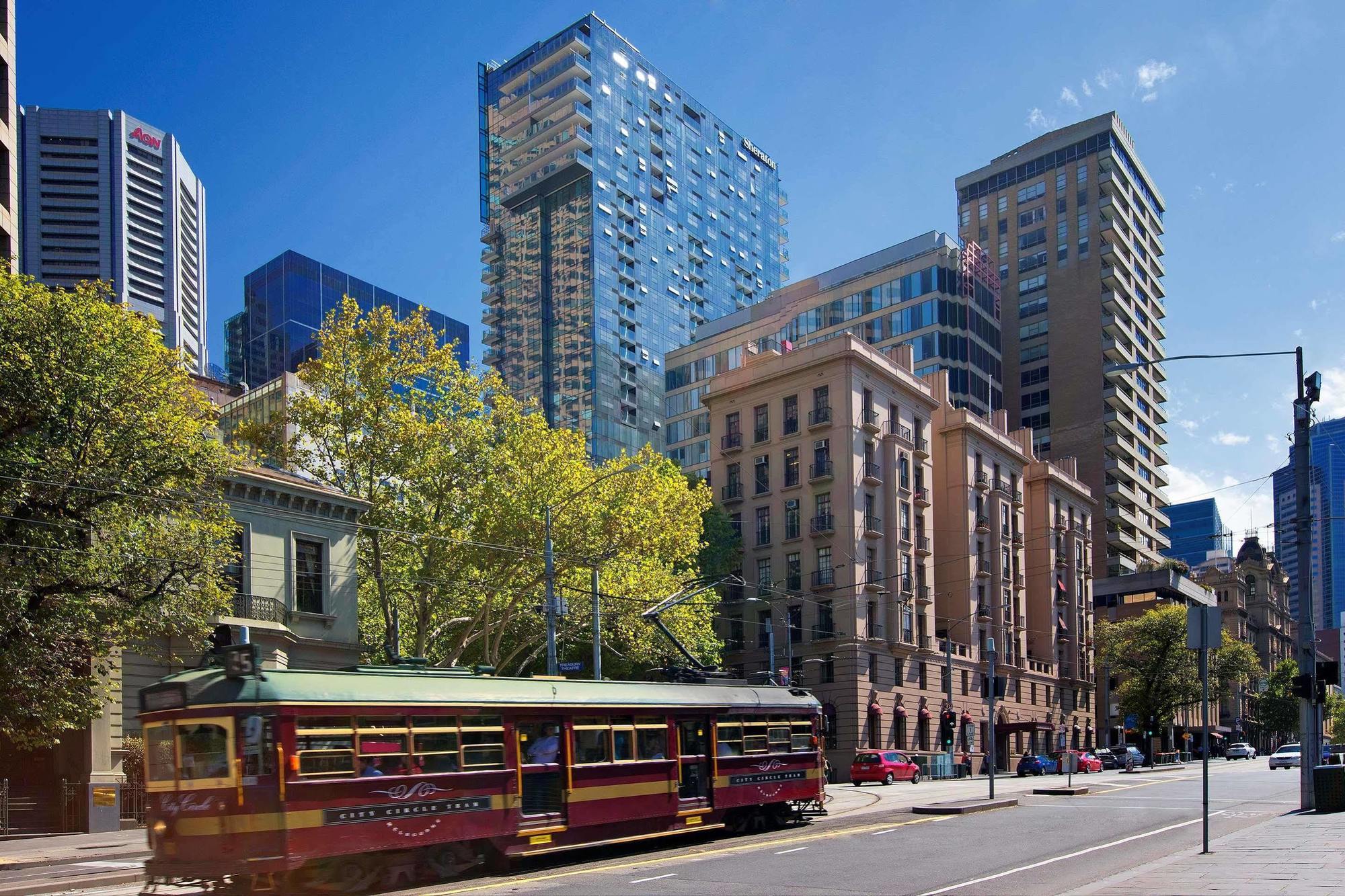 Sheraton Melbourne Hotel Экстерьер фото The proposed tram interchange at the corner of Collins and King Streets.